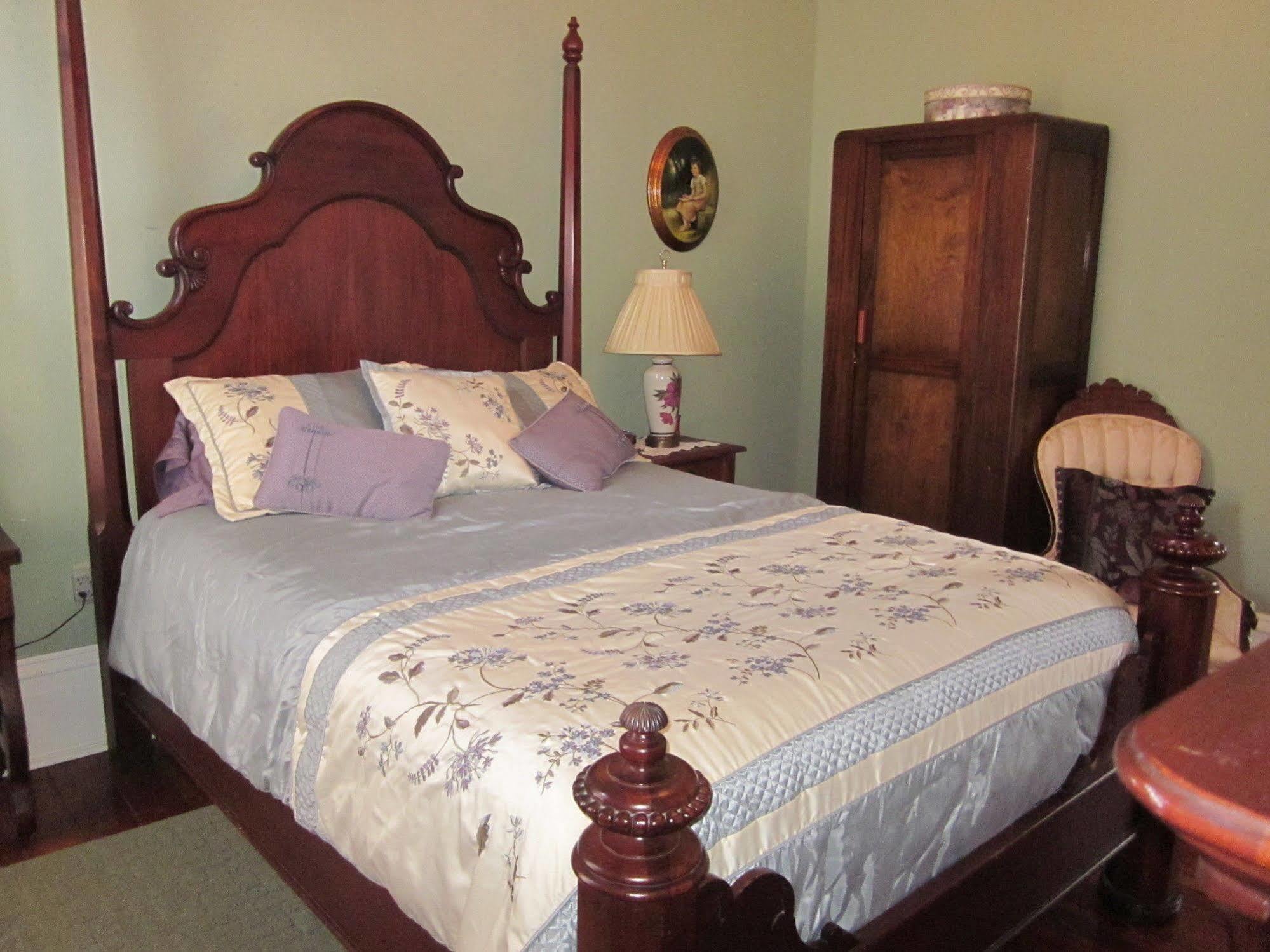 Baer House Inn Виксбърг Екстериор снимка